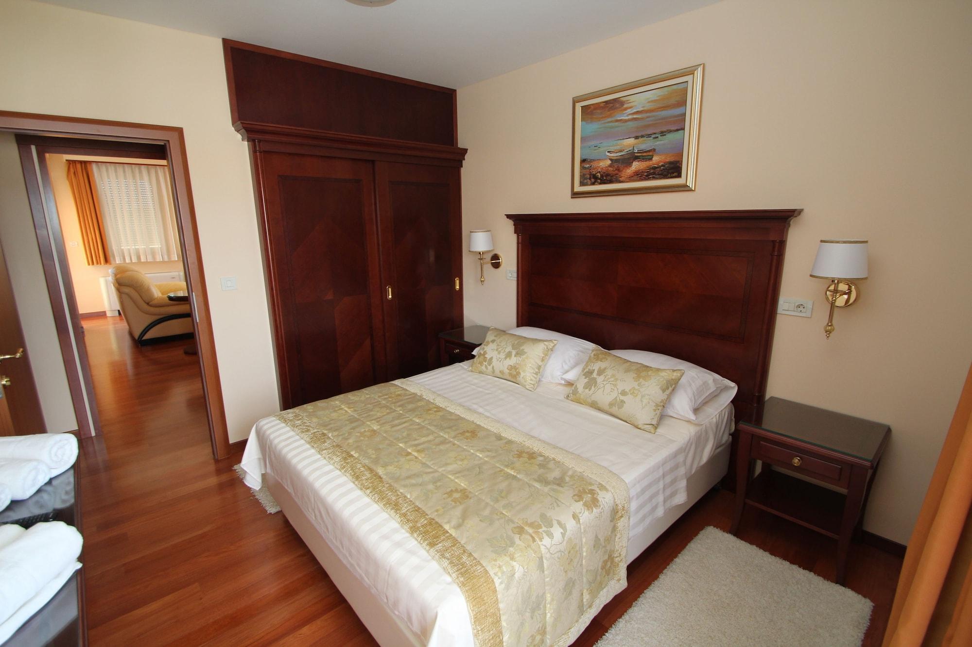 Hotel Trogir Palace Εξωτερικό φωτογραφία