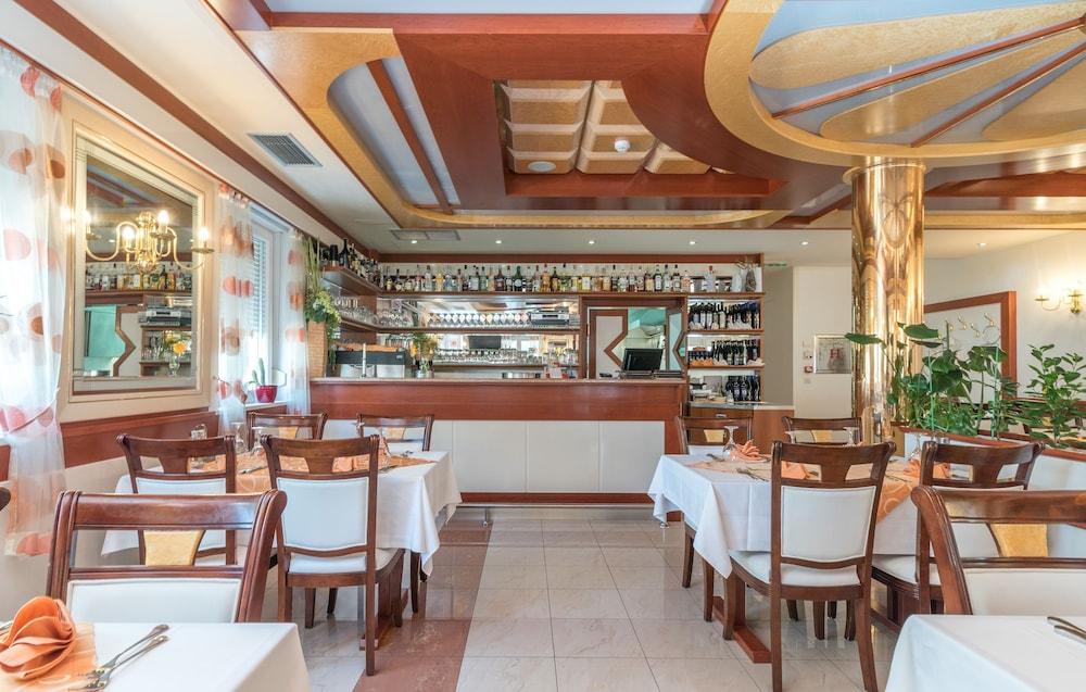Hotel Trogir Palace Εξωτερικό φωτογραφία