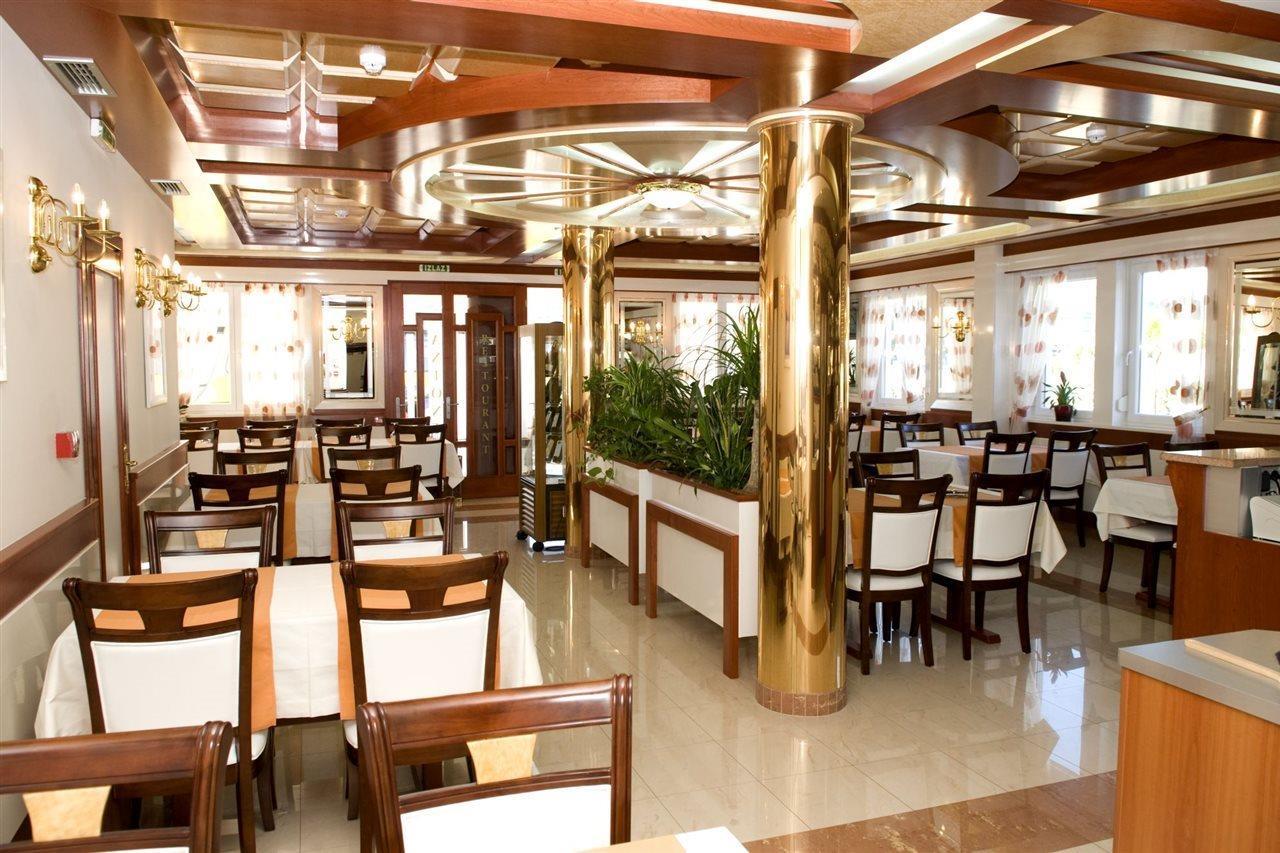 Hotel Trogir Palace Εξωτερικό φωτογραφία
