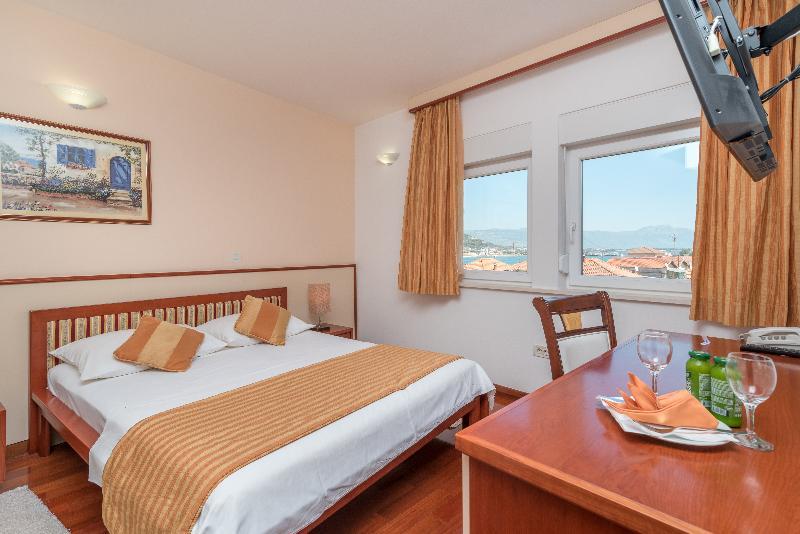 Hotel Trogir Palace Εξωτερικό φωτογραφία