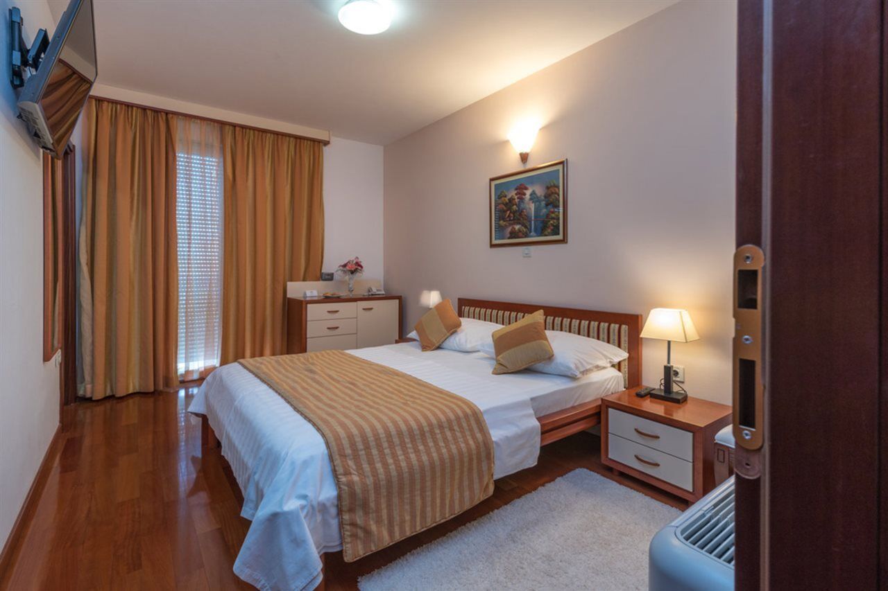 Hotel Trogir Palace Εξωτερικό φωτογραφία